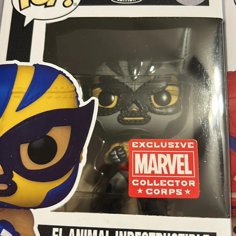 Great gift!! Marvel funko set❤️ - Picture 2 of 5